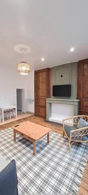 Catel Duplex Coeur De Ville De Saint Dizier 2 Chambres Екстериор снимка
